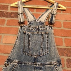 Overalls size 2 light washed